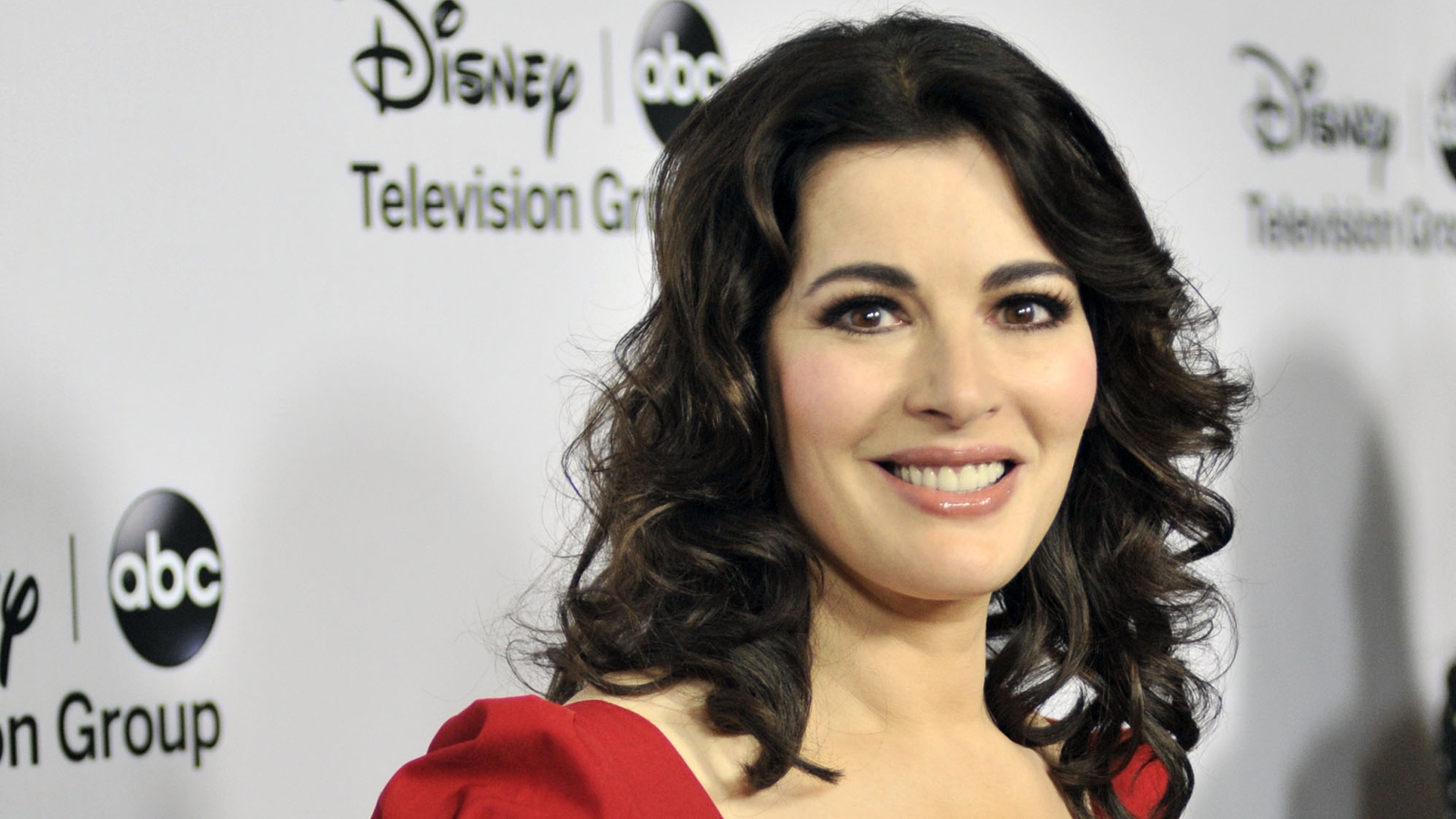 Nigella Lawson Appears On Vogue Cover