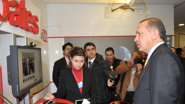 Tayyip Erdogan giving an interview via YouTube in 2009