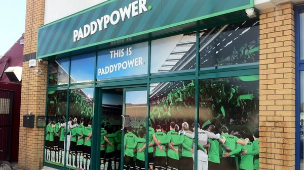 Paddy Power said it expects its full year operating profit will see a mid to high single digit percentage increase above 2014