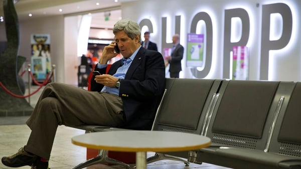 US Secretary of State John Kerry changed his travel plans to fly to Paris to meet Sergei Lavrov