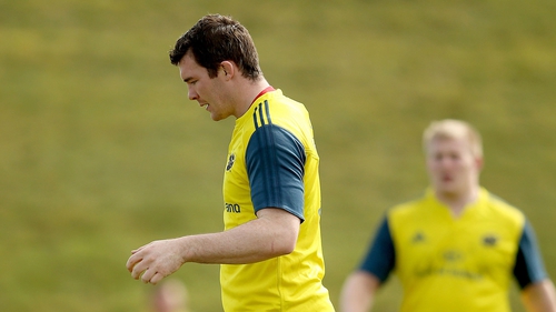 Peter O'Mahony took part in Munster training, but his hamstring injury is being monitored