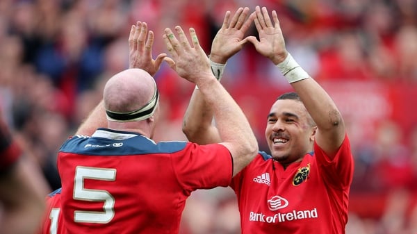 Paul O'Connell celebrates with Simon Zebo after scoring a try