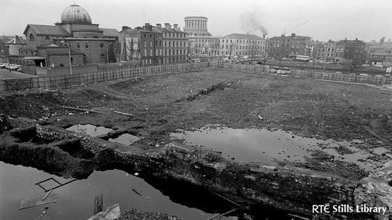 Archaeological Dig at Winetavern Street (1974)