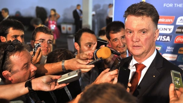 Manchester United will not confirm Louis van Gaal as their manager this week