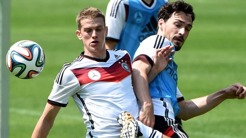 A thigh injury rules out Lars Bender (l)