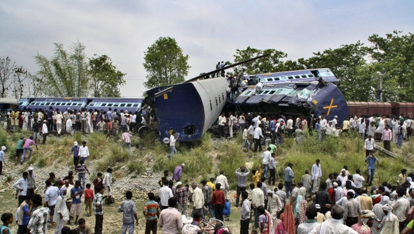 Death toll from India train crash rises to 23
