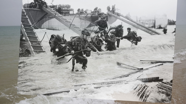 Allied soldiers landing on Juno Beach
