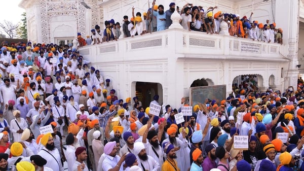 Hundreds of Sikhs gathered at the shrine to pay their respects to those killed in an army raid in June 1984