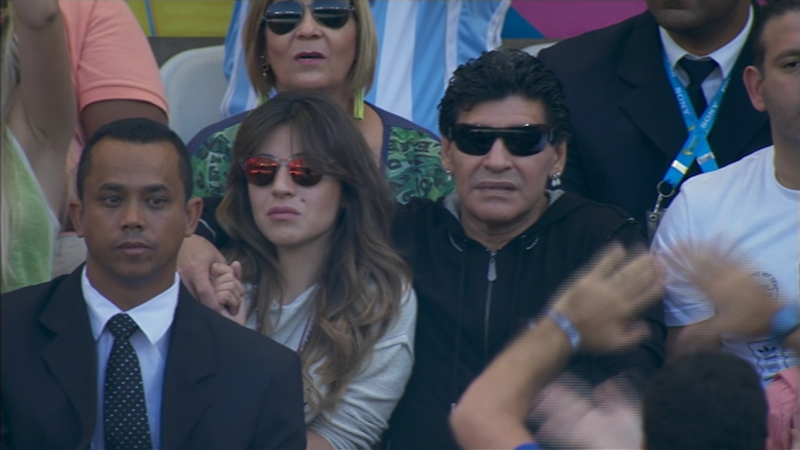 Get Maradona Daughter And Messi Gif