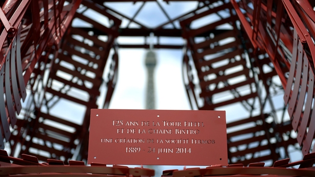 Eiffel Tower 125 anniversary sign