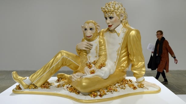 Michael Jackson sculpture by Jeff Koons