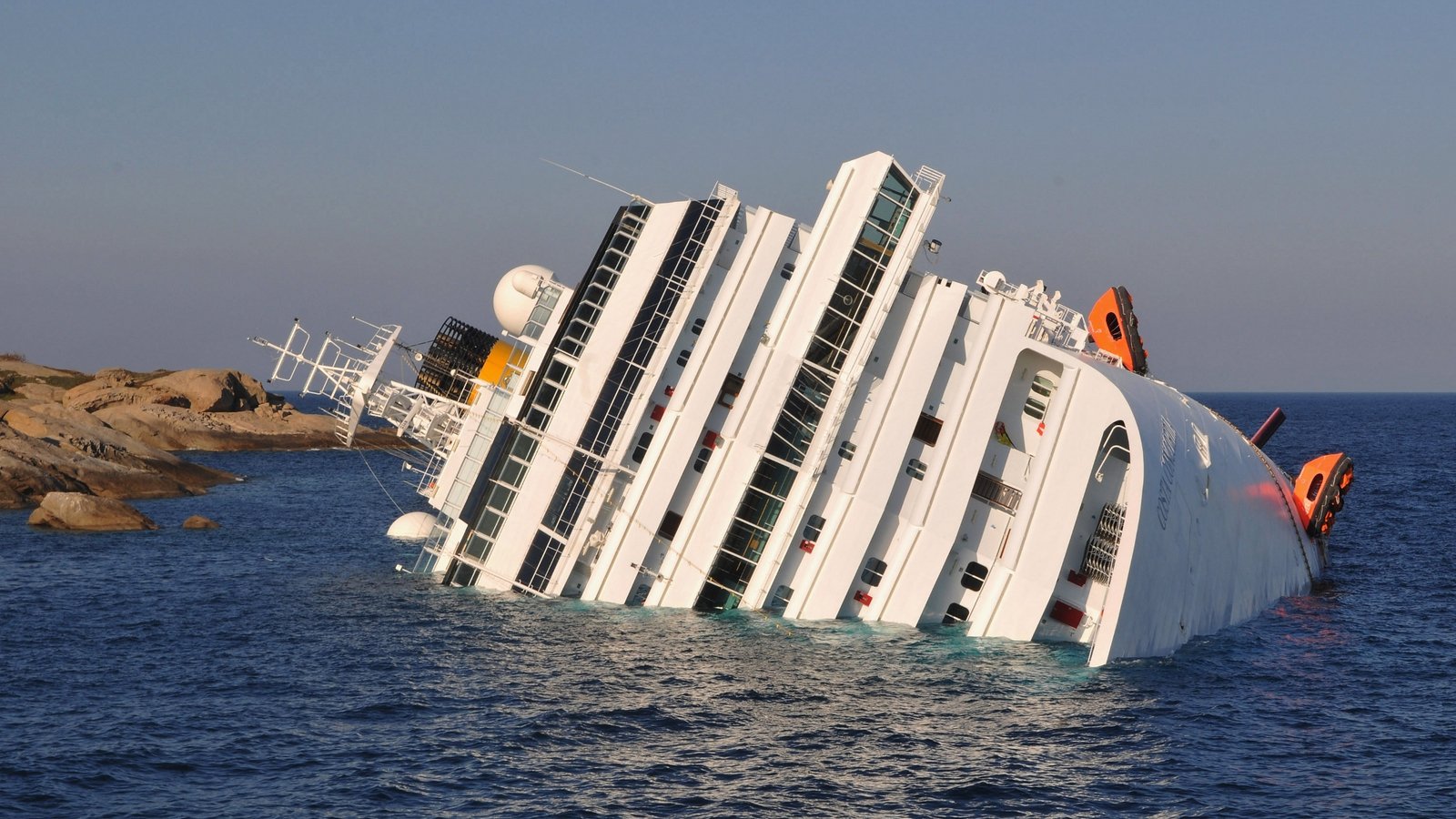 Timeline Of The Costa Concordia Disaster