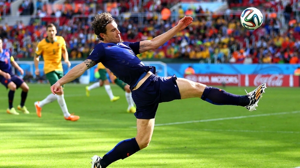 Daryl Janmaat has signed a four-year deal