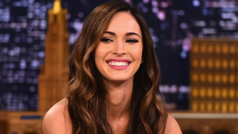 Watch Megan Fox And Wiz Khalifa Play Pictionary