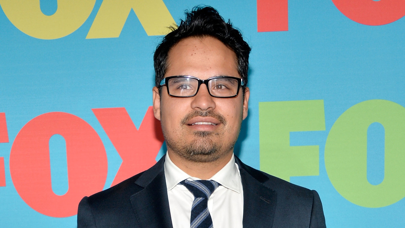 Michael Peña says "science" will save USA from Trump