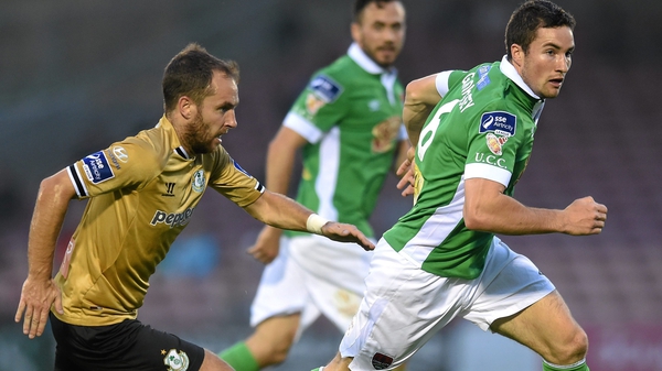 If results go their way, Cork could draw level on points with St Pat's with a win over Sligo.