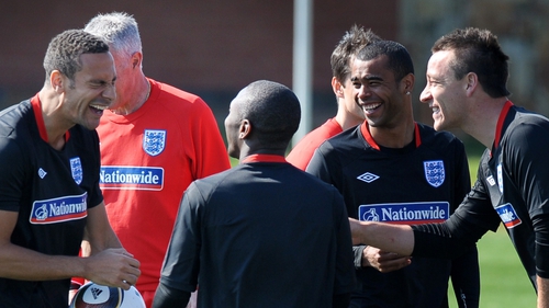 The former England team-mates, seen here in 2010, are no longer on good terms