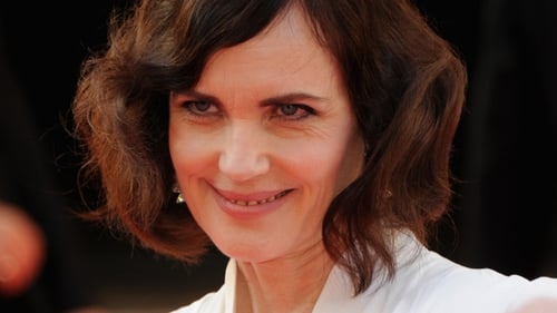 Elizabeth McGovern singing