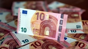 Economic growth in the euro zone hit 2.5% last year