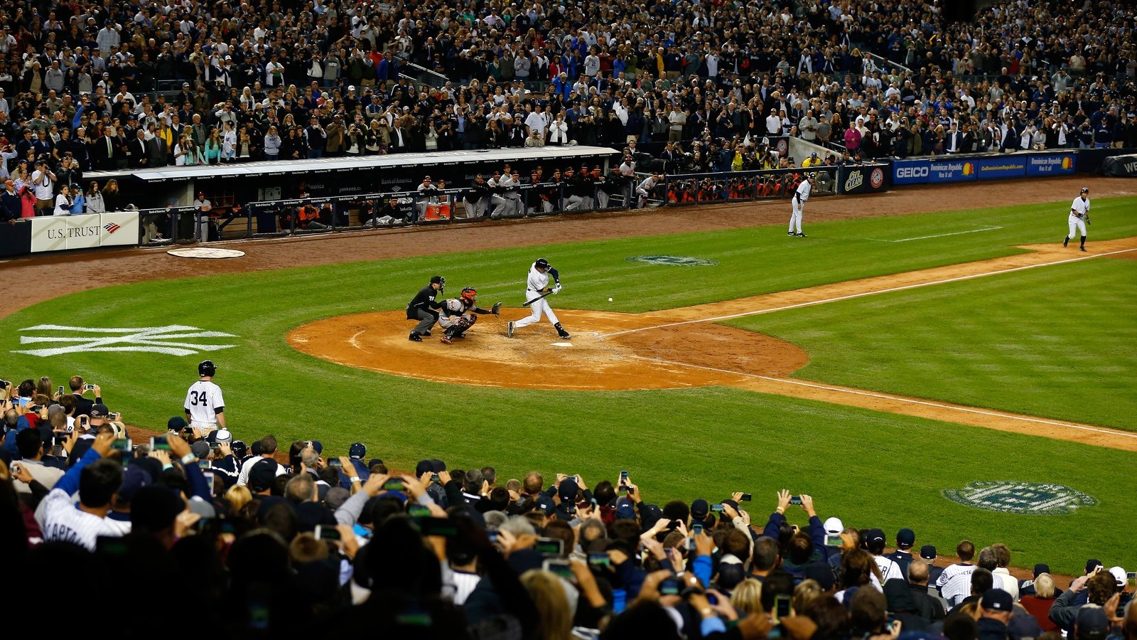 Farewell, Captain: Derek Jeter wins it for New York Yankees in final home  game