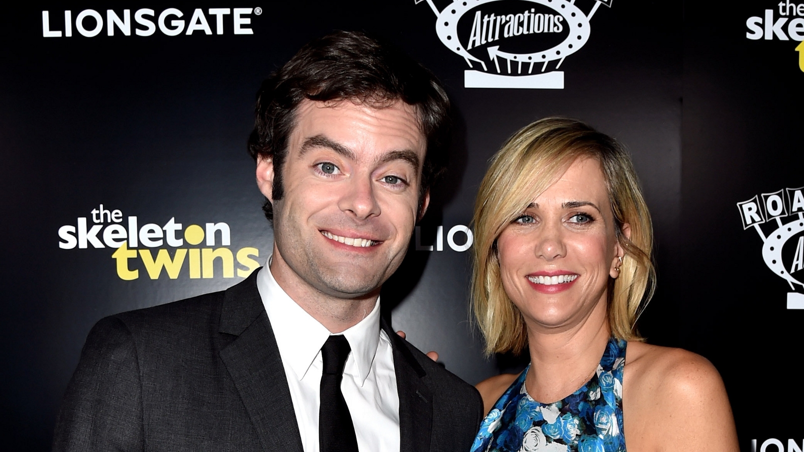 Watch! Wiig and Hader poke fun at reporter