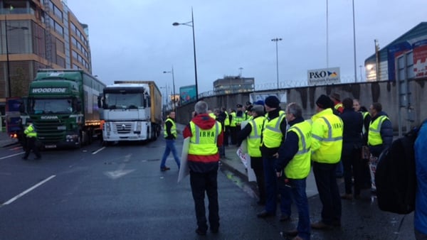 Lorry drivers held a four-hour blockade at Dublin Port on Monday