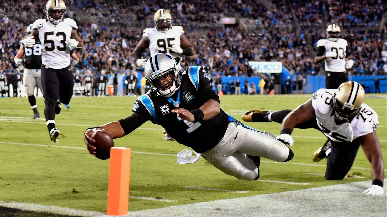 Saints top Panthers 28-10 to take NFC South lead