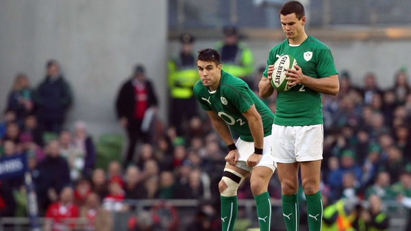 Conor Murray and Jonathan Sexton in action for Ireland