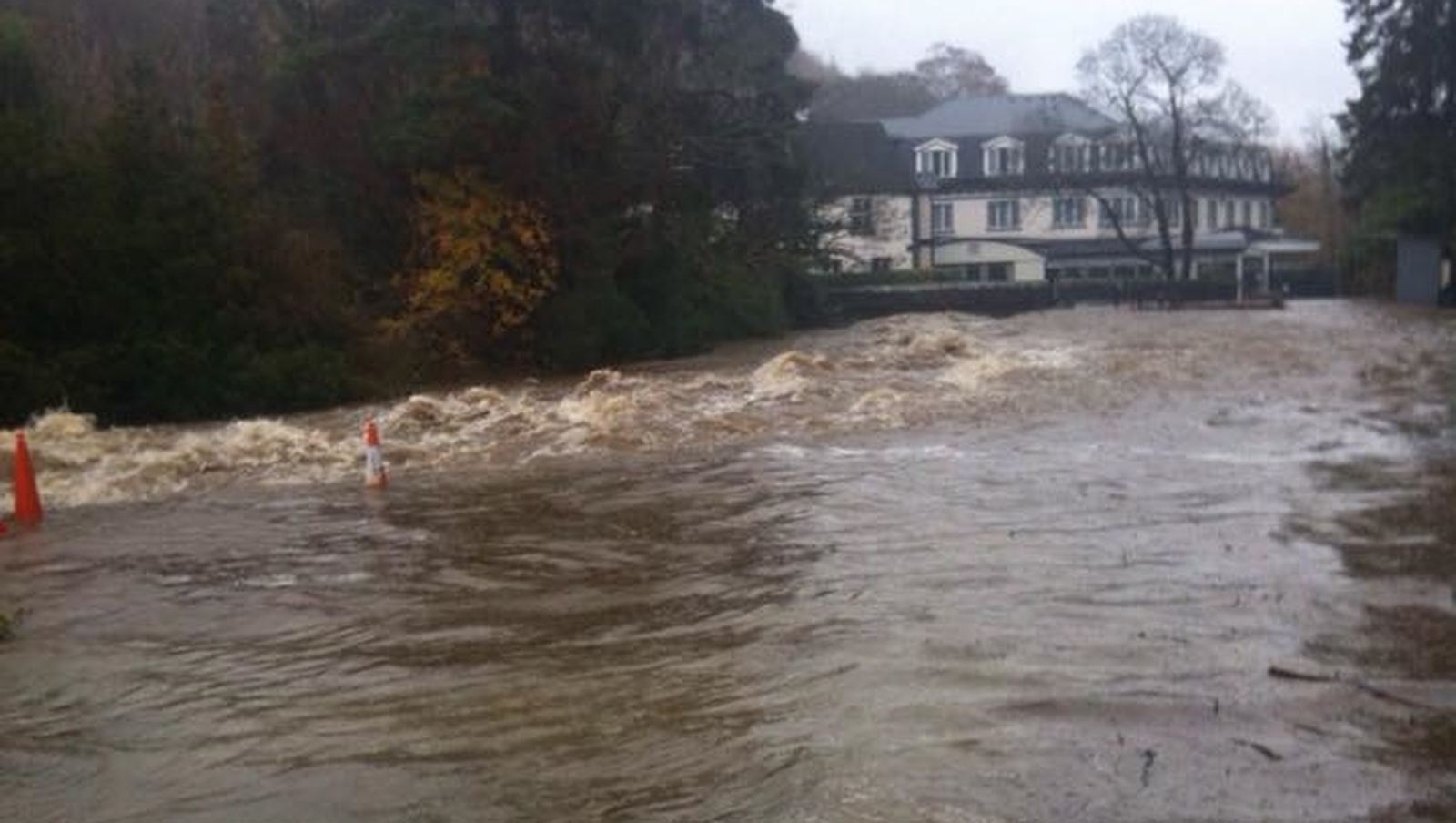 Heavy rain leads to flooding across the country