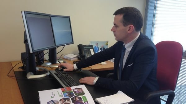 Rónán Ó Domhnaill said the department had an obligation to develop bilingual versions of new websites