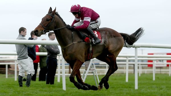Valseur Lido ridden by Bryan Cooper comes home to win