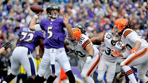 New York Jets quarterback Joe Flacco (19) drops back to pass against the  Buffalo Bills in