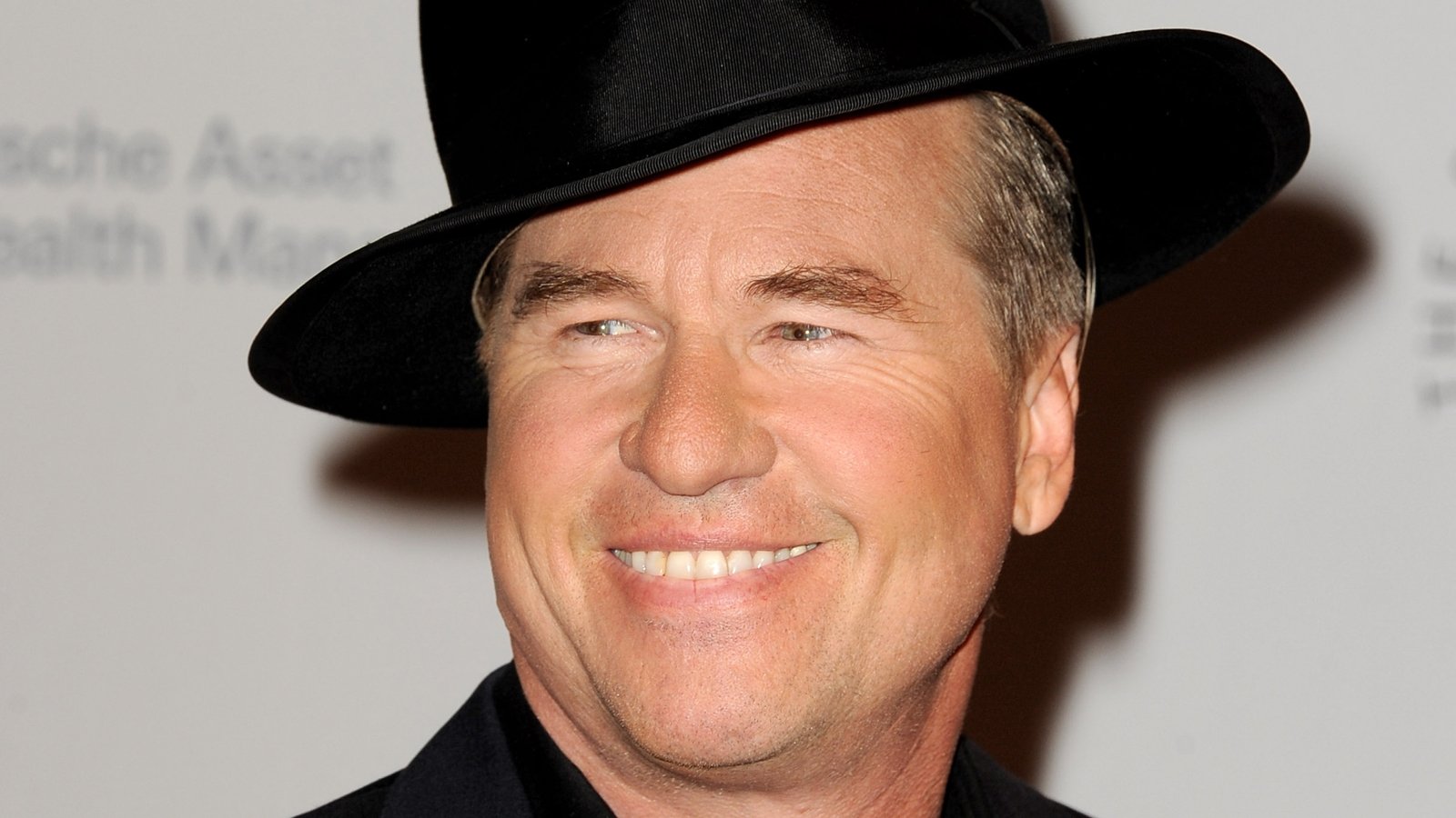 Val Kilmer rubbishes Michael Douglas's cancer claim