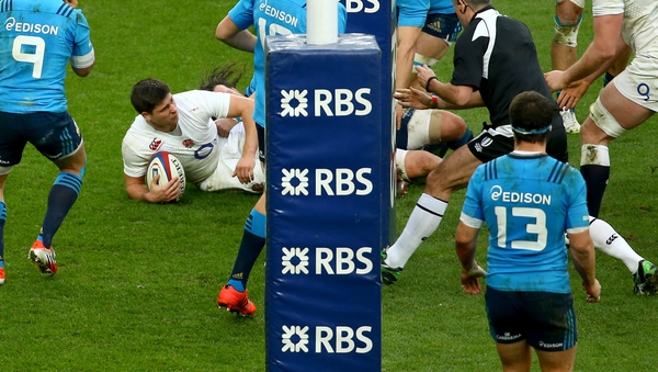 England had 30 points to spare over Italy