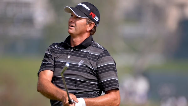 Retief Goosen birdied the last to take the outright lead