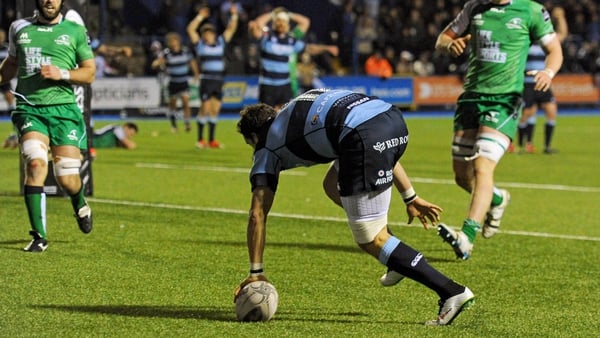 Cardiff Blues' Joaquin Tuculet scores his side's second try