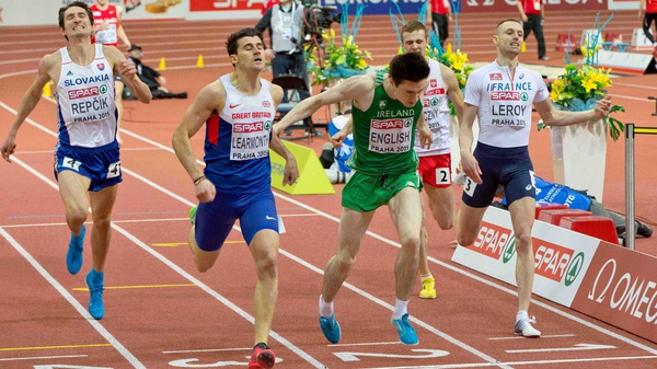 Mark English dips on the line for a second place and qualification for tomorrow's 800m final