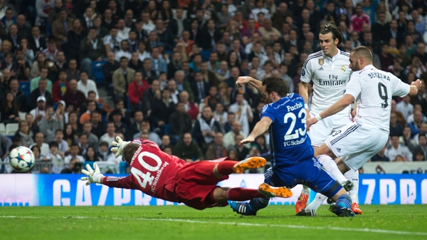Karim Benzema scores Real's crucial third goal
