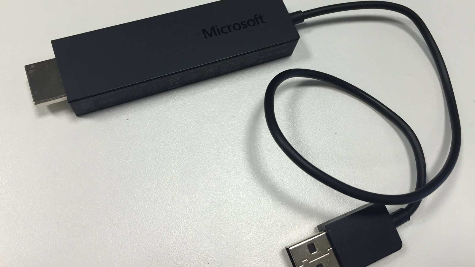 Review: Microsoft Wireless Display Adapter