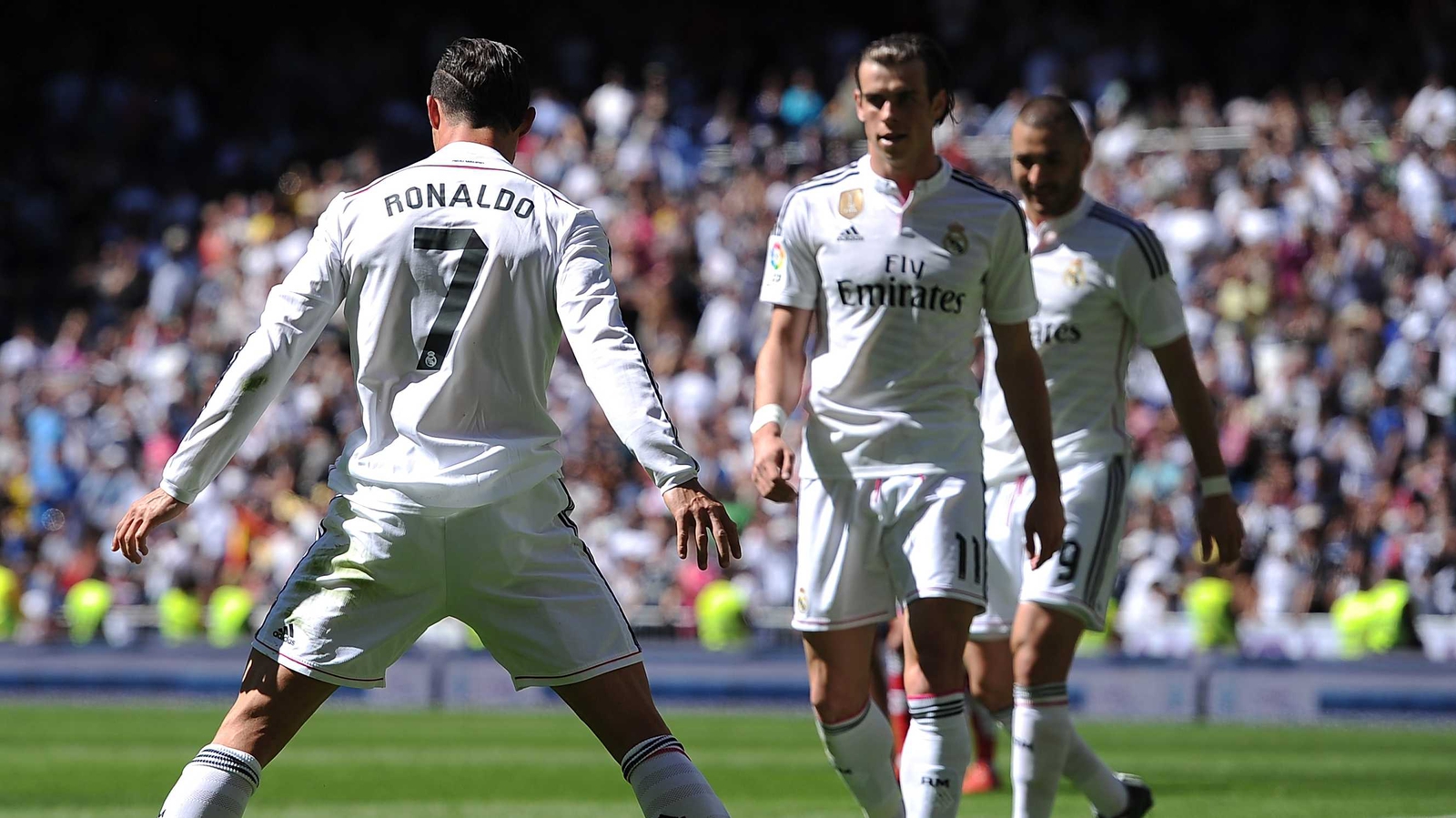 Real Madrid are going to play Cristiano Ronaldo and Gareth Bale totally  backwards 