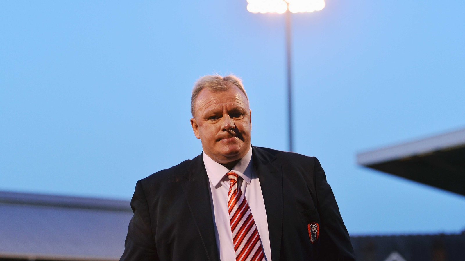 Rotherham manager Steve Evans arrives at Elland Road wearing