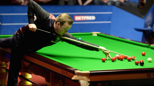 Shaun Murphy holds a one frame lead going into the final day of the World Championship