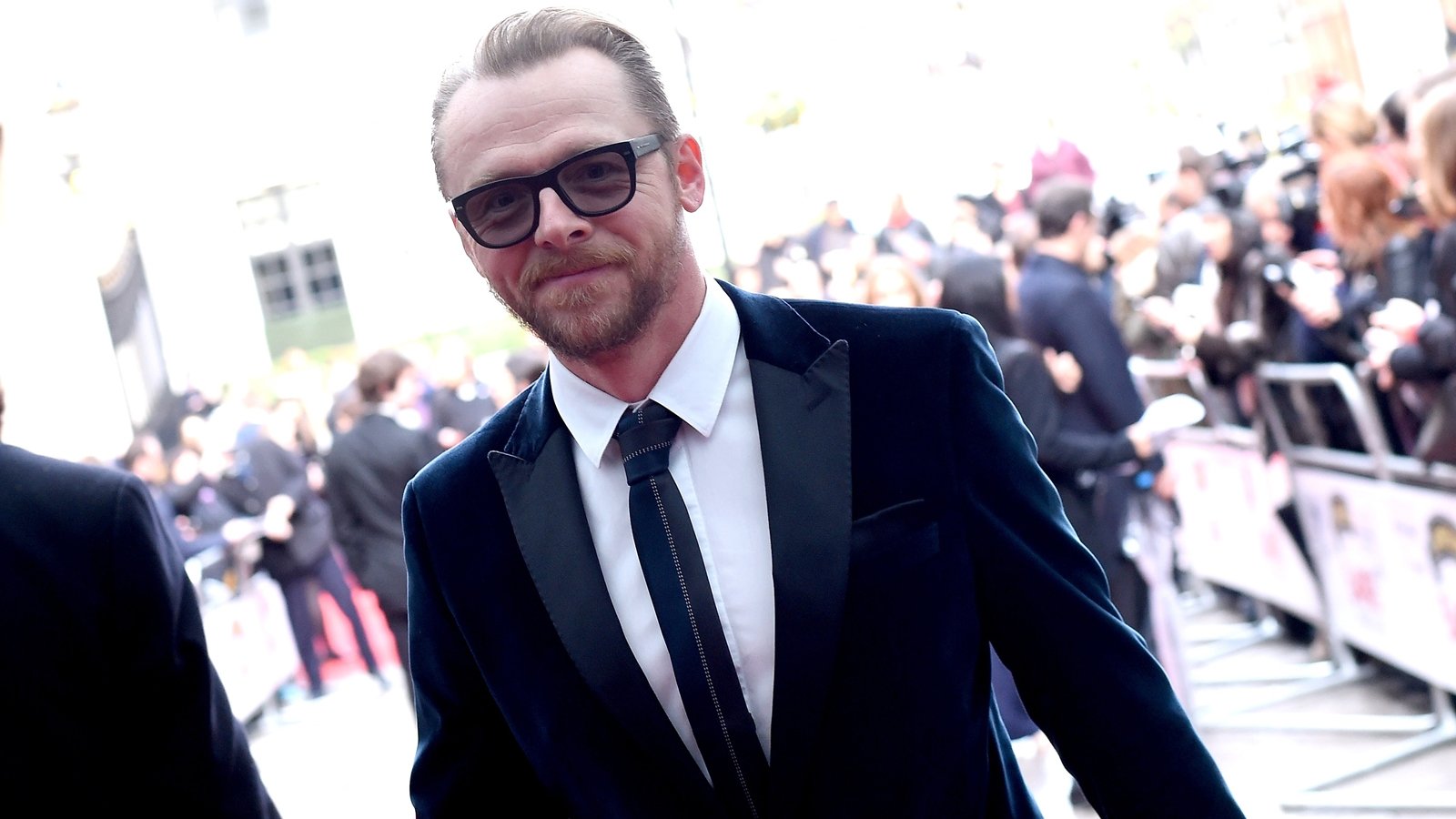 Watch! Simon Pegg in Absolutely Anything trailer Watch! Simon Pegg in Absolutely Anything trailer