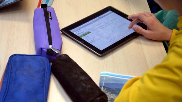 Parents want a national strategy for using digital devices in schools