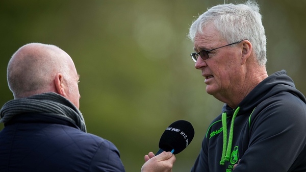 Ireland head coach John Bracewell (R) speaks to RTÉ's John Kenny