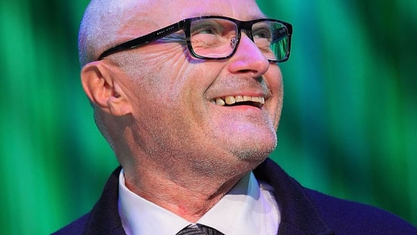 Phil Collins: spinal surgery delays major campaign