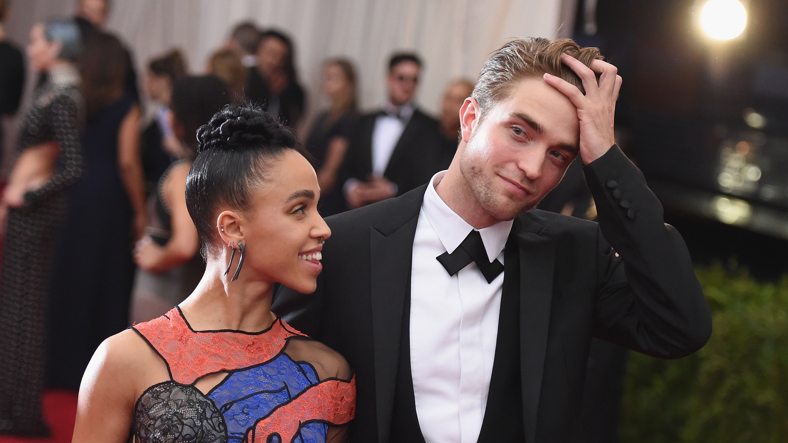 Fka Twigs In Amazing Relationship With Pattinson