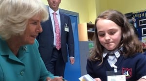 Camilla hears about homework club and SUAS literacy programme at Claddagh National School, Galway
