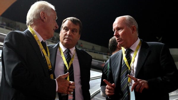 Former Republic of Ireland player and assistant manager Liam Brady (R)