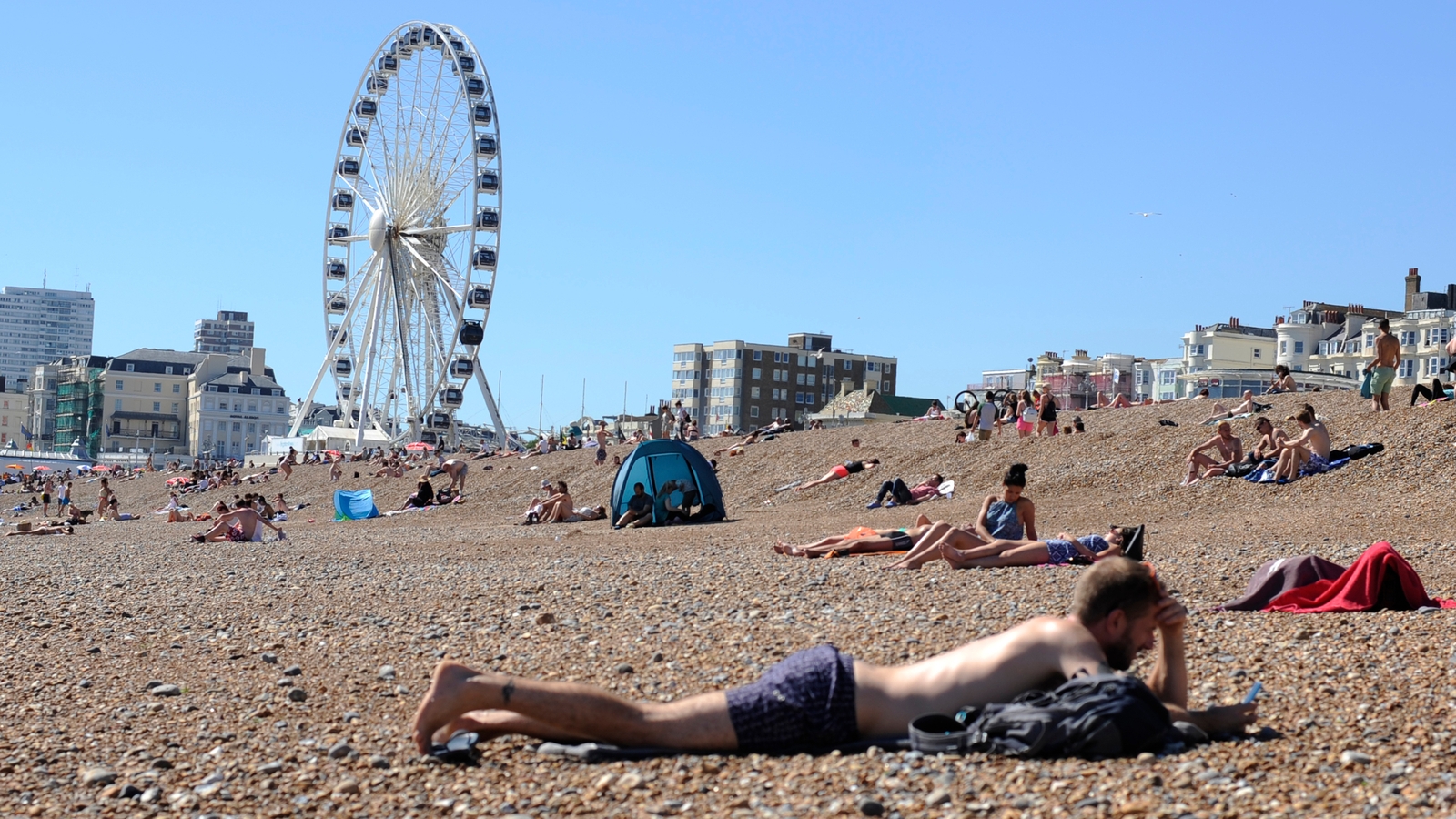 Temperatures soar as heatwave sweeps across Europe